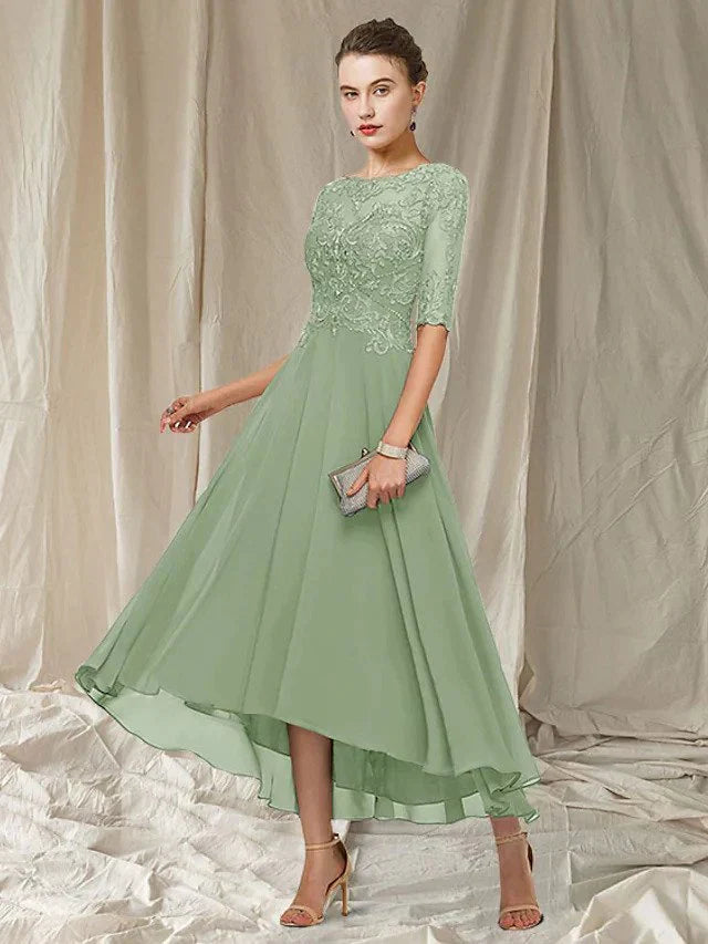 Janne - elegant i en chic klänning