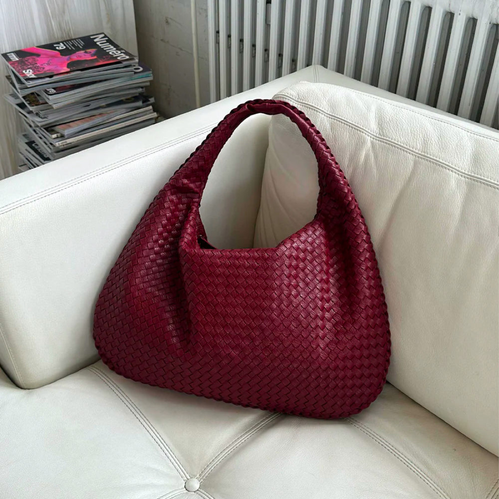 Aranka vävd rymlig designer axelremsväska årets must-have